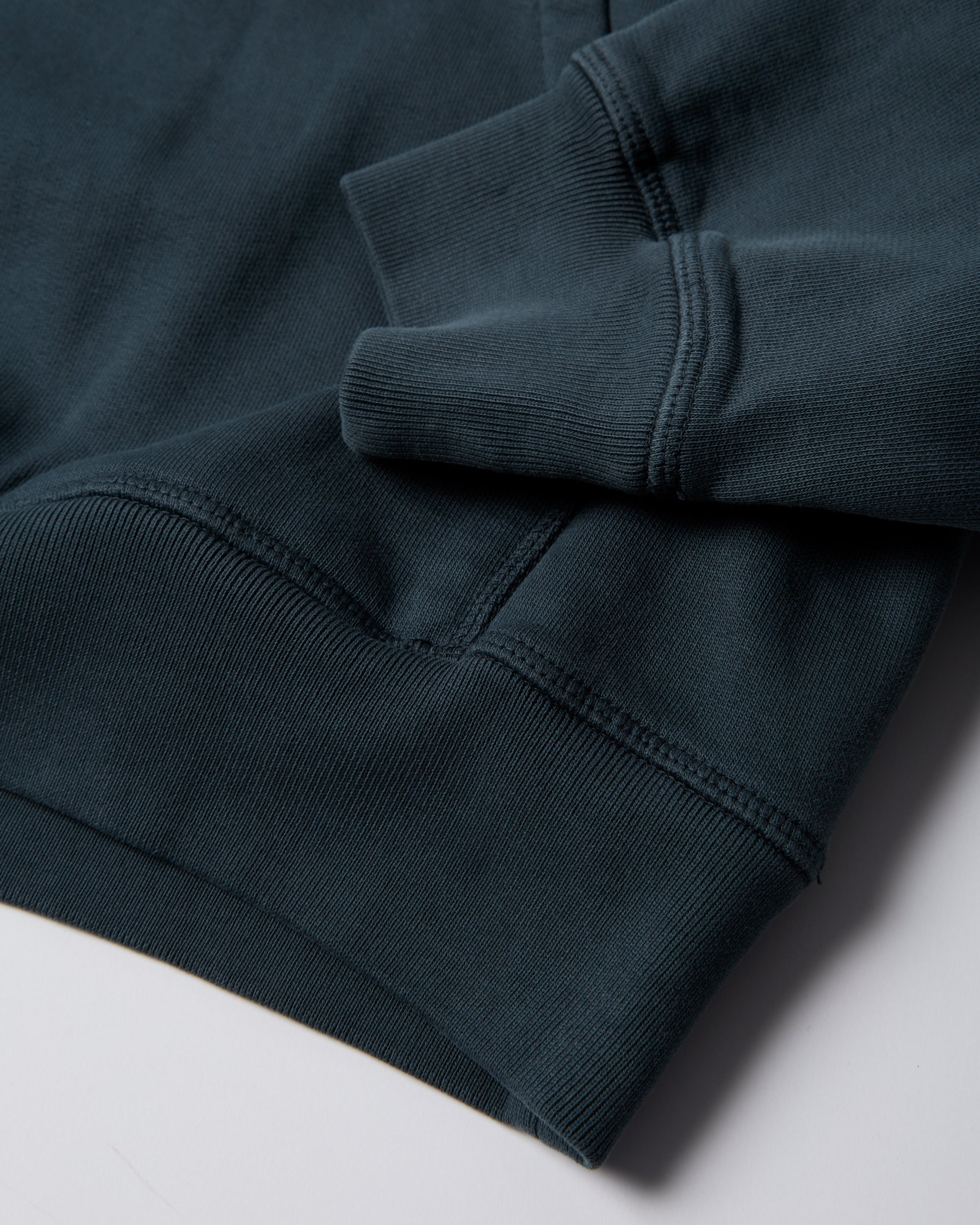 Oval logo hooded sweatshirt – by Parra EU