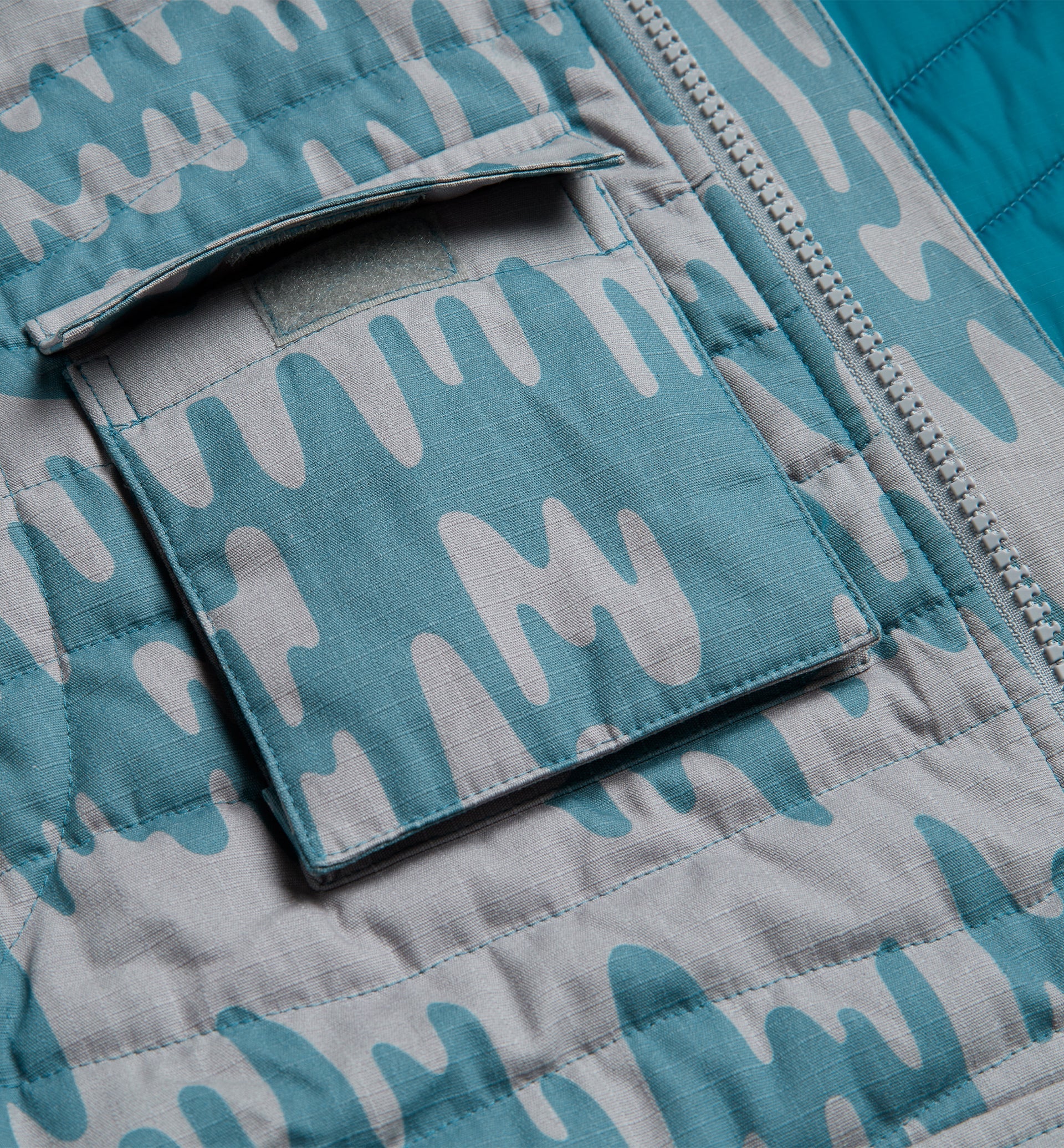 Parra - tremor pattern vest