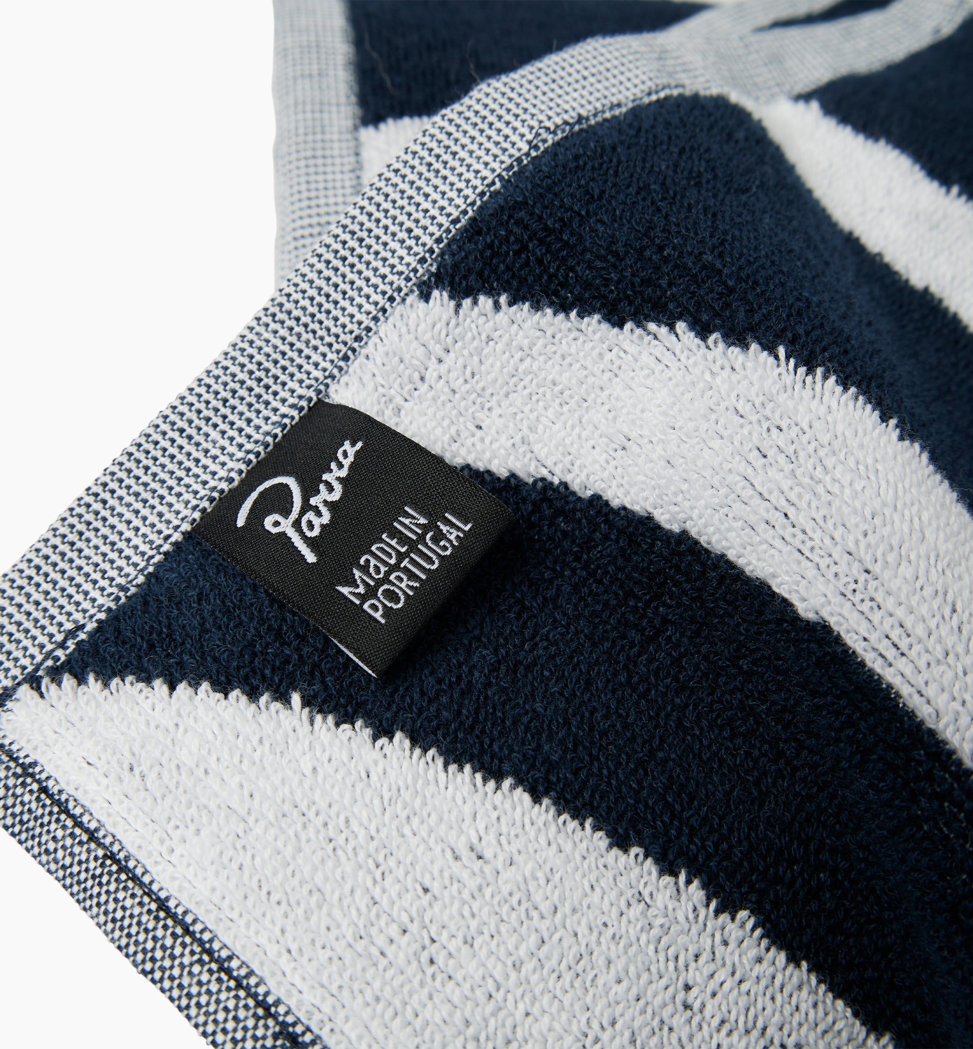 Parra - waves of the navy bath towel set of 2