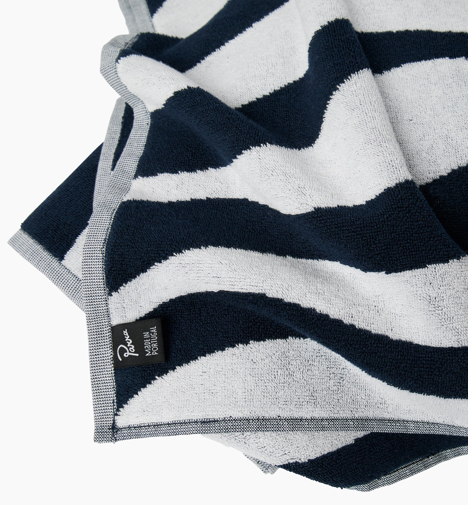 Parra - waves of the navy bath towel set of 2
